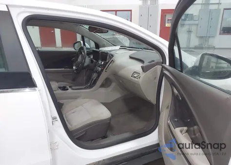 2013 Chevrolet Volt from USA, damaged, VIN 1G1RE6E45DU105471